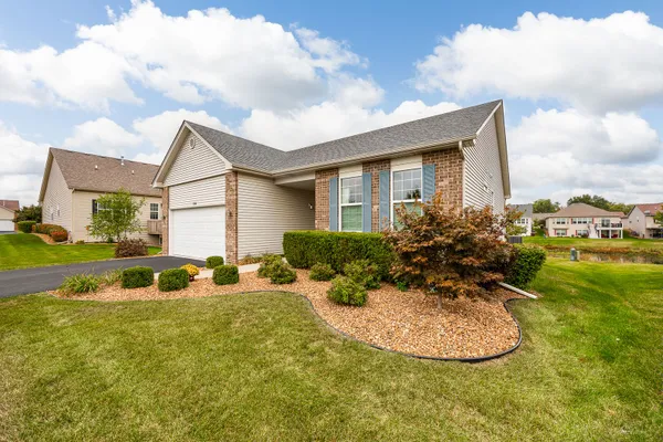 Property Slideshow image 2 of 28 | 17340 lucerne ct, Lockport, IL, 60441