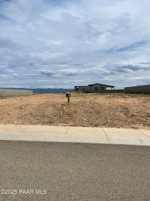 Property Slideshow image 2 of 5 | 5019 e frost ln, Prescott Valley, AZ, 86314