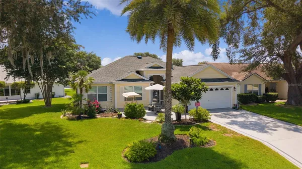 Property Slideshow image 3 of 41 | 9340 se 170th humphreys loop, The Villages, FL, 32162