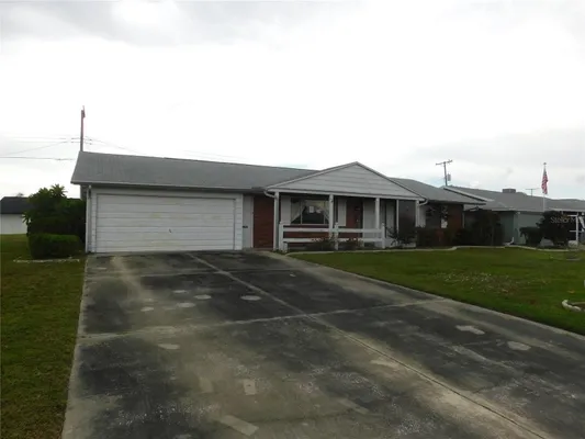 Property Slideshow image 2 of 21 | 1224 valley forge blvd, Sun City Center, FL, 33573