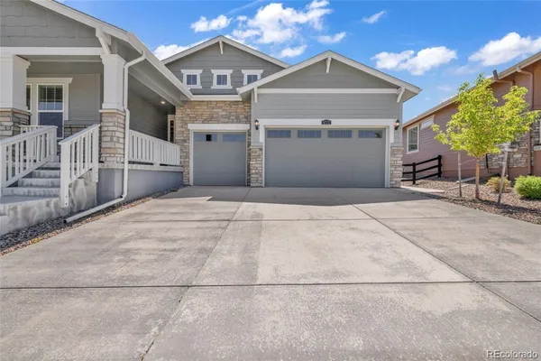 Property Slideshow image 2 of 33 | 8772 s sicily ct, Aurora, CO, 80016