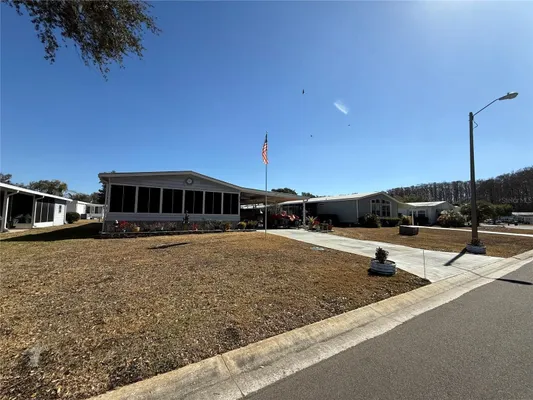 Property Slideshow image 2 of 12 | 805 oak blvd, Wildwood, FL, 34785