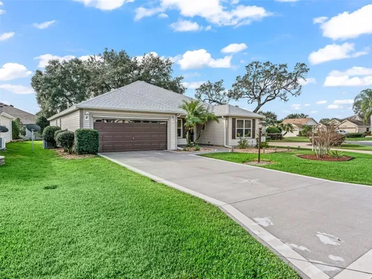 Property Slideshow image 2 of 39 | 1339 arbor trl, The Villages, FL, 32162