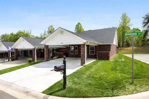 Property Slideshow image 3 of 24 | 7000 owens ct, Lowell, NC, 28098