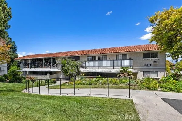 Property Slideshow image 2 of 41 | 2182 via puerta d, Laguna Woods, CA, 92637