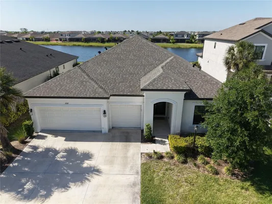Property Slideshow image 2 of 57 | 16319 mount holly dr, Lakewood Ranch, FL, 34211