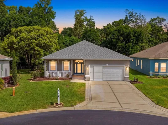 Property Slideshow image 3 of 95 | 11303 clear oak cir, New Port Richey, FL, 34654