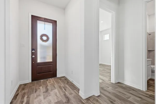 Property Slideshow image 3 of 40 | 4826 forest crest pkwy, Arlington, TX, 76005