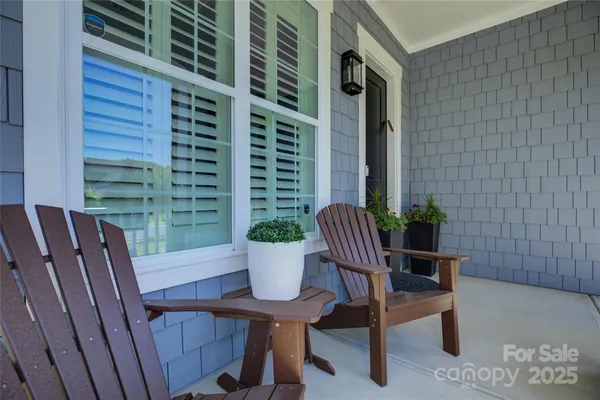 Property Slideshow image 3 of 47 | 82132 standing oak dr, Charlotte, NC, 28278