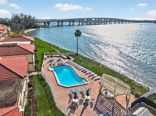 Property Slideshow image 2 of 37 | 6210 sun blvd apt 112, Saint Petersburg, FL, 33715