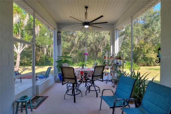 Property Slideshow image 2 of 60 | 642 vista oaks way, Davenport, FL, 33837
