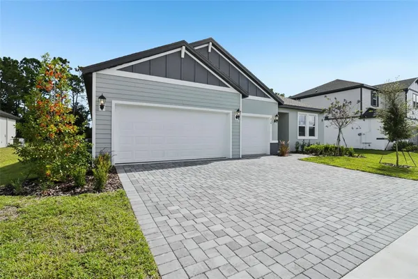 Property Slideshow image 2 of 34 | 438 brookhaven trl, Ormond Beach, FL, 32174