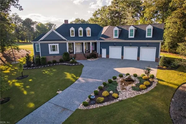 Property Slideshow image 2 of 48 | 105 n knob hl, Williamsburg, VA, 23188