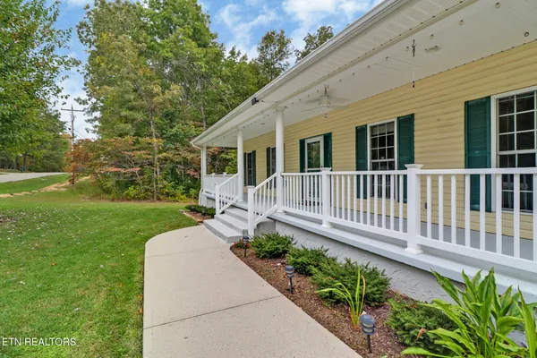 Property Slideshow image 2 of 30 | 613 westchester dr, Crossville, TN, 38558