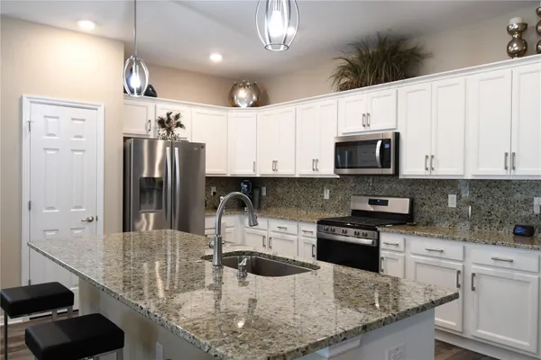 Property Slideshow image 3 of 14 | 7912 sw 89th cir, Ocala, FL, 34481