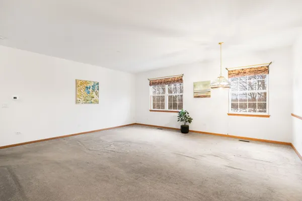 Property Slideshow image 2 of 31 | 121 enfield ln, Grayslake, IL, 60030