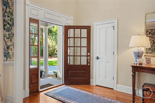 Property Slideshow image 3 of 50 | 6 tomochichi ln, Savannah, GA, 31411