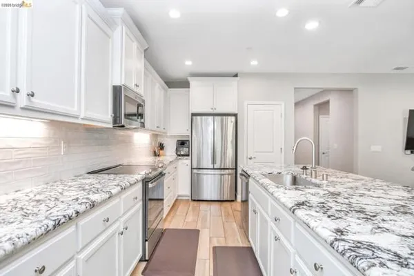 Property Slideshow image 3 of 7 | 1546 spumante ln, Brentwood (Cc), CA, 94513