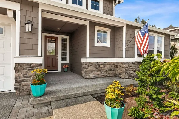 Property Slideshow image 2 of 34 | 3111 arrowroot loop, Olympia, WA, 98513