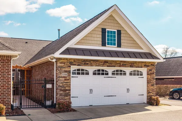 Property Slideshow image 2 of 68 | 395 devon chase hl unit 5104, Gallatin, TN, 37066