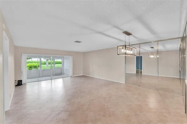 Property Slideshow image 3 of 47 | 5432 privet pl a, Delray Beach, FL, 33484