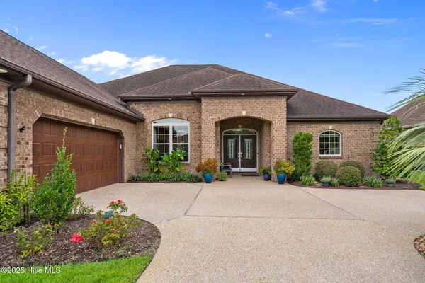 Property Slideshow image 2 of 51 | 318 jacob mott dr, Wilmington, NC, 28412