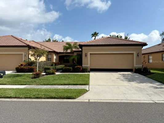 Property Slideshow image 2 of 19 | 229 shell falls dr, Apollo Beach, FL, 33572