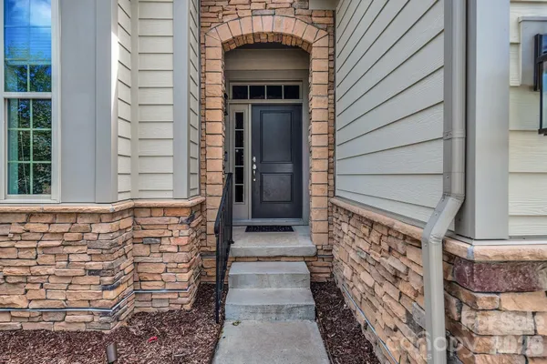 Property Slideshow image 3 of 44 | 14008 little spring ct, Charlotte, NC, 28278