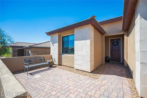 Property Slideshow image 3 of 55 | 35 cliffwater st, Henderson, NV, 89011