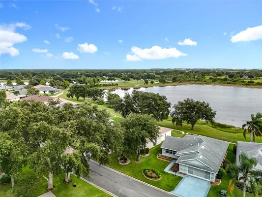 Property Slideshow image 2 of 63 | 5518 queen victoria dr, Leesburg, FL, 34748