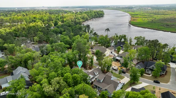 Property Slideshow image 2 of 112 | 3722 white cliffs dr, Castle Hayne, NC, 28429