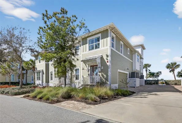 Property Slideshow image 2 of 100 | 230 sapphire lake dr unit 201, Bradenton, FL, 34209