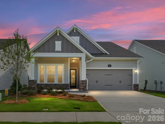 Property Slideshow image 2 of 36 | 1015 fen ln, Waxhaw, NC, 28173