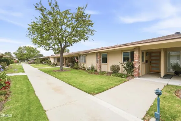 Property Slideshow image 2 of 54 | 29 w elfin grn, Port Hueneme, CA, 93041