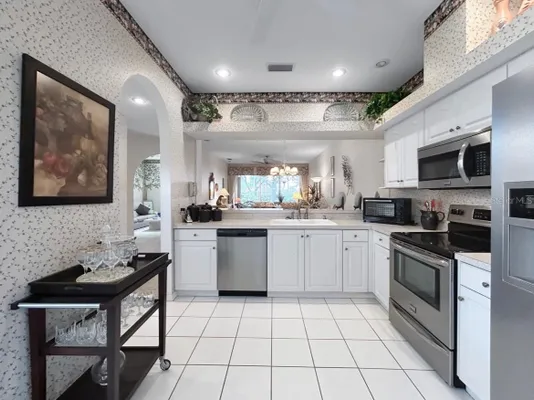 Property Slideshow image 3 of 57 | 5712 cottonwood st, Bradenton, FL, 34203