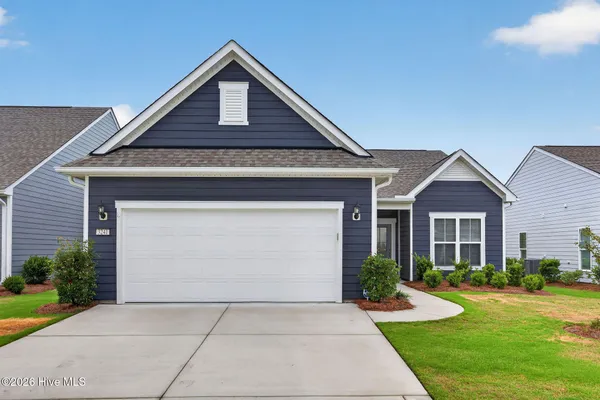Property Slideshow image 2 of 42 | 3241 penzance row, Wilmington, NC, 28412