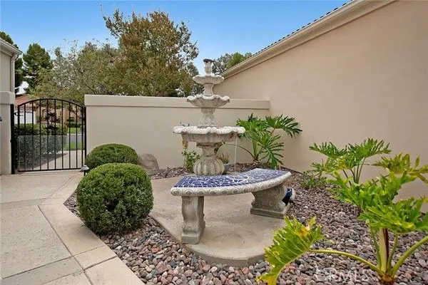 Property Slideshow image 3 of 50 | 40295 via francisco, Murrieta, CA, 92562