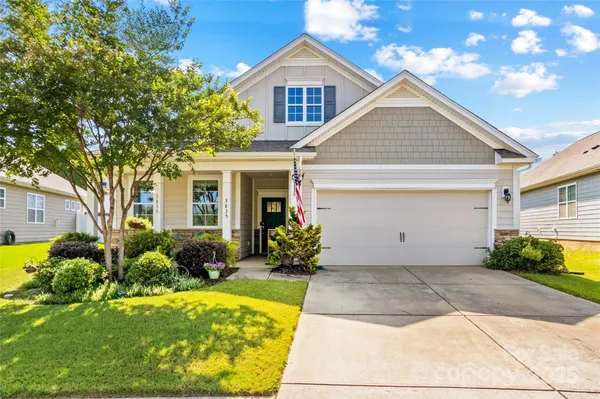 Property Slideshow image 2 of 45 | 3835 norman view dr, Sherrills Ford, NC, 28673