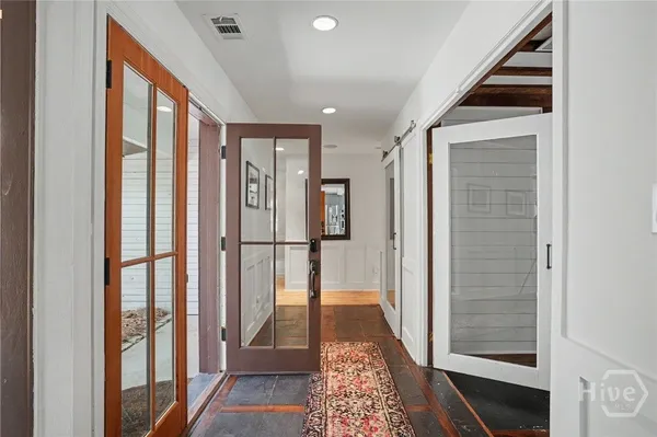 Property Slideshow image 3 of 35 | 2 senauki ln, Savannah, GA, 31411