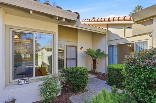 Property Slideshow image 3 of 52 | 8076 winery ct, San Jose, CA, 95135