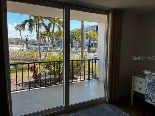 Property Slideshow image 3 of 31 | 7405 bay island dr 123, South Pasadena, FL, 33707