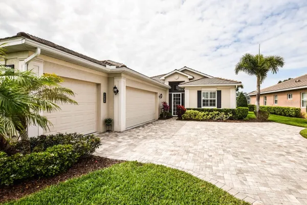 Property Slideshow image 3 of 75 | 1580 lancashire dr, Venice, FL, 34293