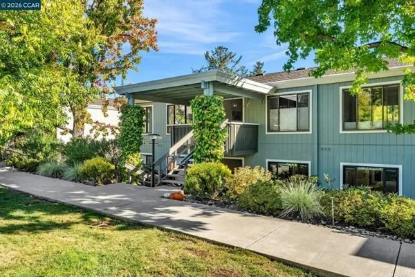 Property Slideshow image 3 of 48 | 1200 leisure ln 4, Walnut Creek, CA, 94595