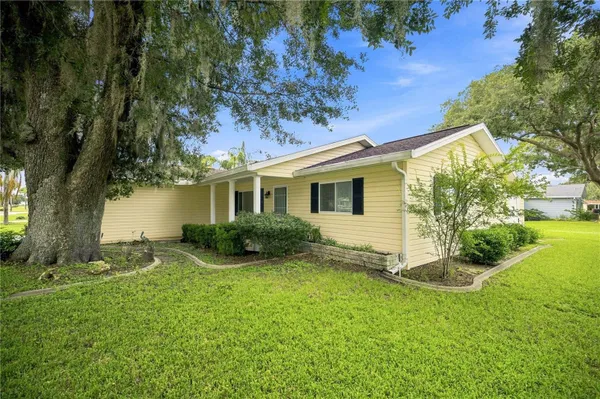 Property Slideshow image 2 of 32 | 10298 se 176th st, Summerfield, FL, 34491