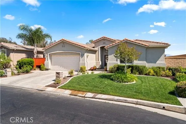 Property Slideshow image 2 of 64 | 520 olazabal dr, Hemet, CA, 92545