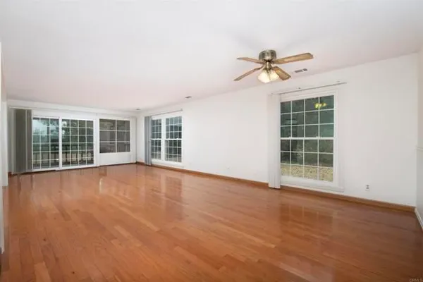 Property Slideshow image 2 of 32 | 3621 vista campana 11, Oceanside, CA, 92057