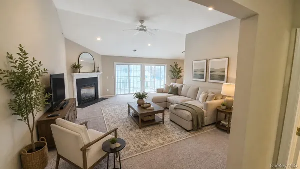 Property Slideshow image 3 of 27 | 26 rose ln, Brookhaven, NY, 11766