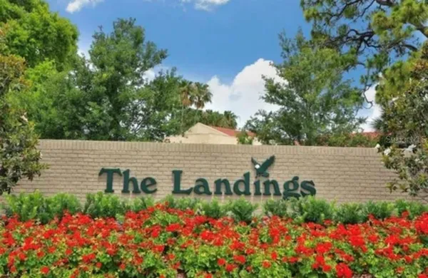 Property Slideshow image 2 of 42 | 1732 kestral park way 43, Sarasota, FL, 34231