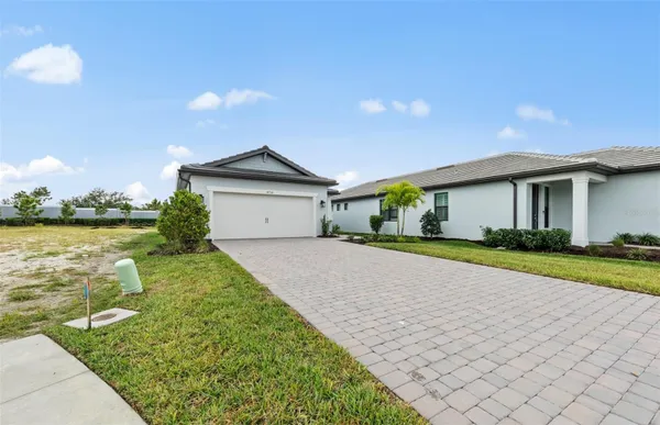Property Slideshow image 2 of 27 | 4695 blue star ct, North Port, FL, 34289