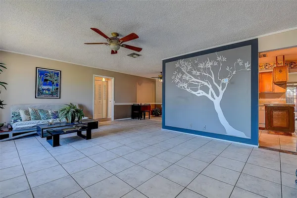 Property Slideshow image 3 of 23 | 808 helmsman way, Palm Harbor, FL, 34685